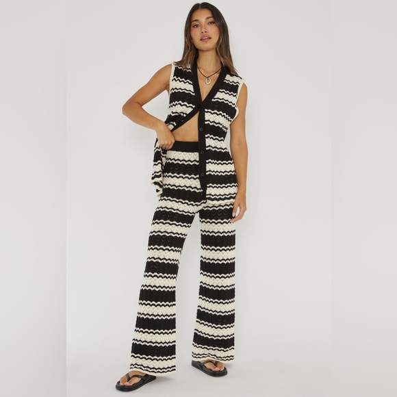 None Pants - Elastic Waist Crochet Set Black/White